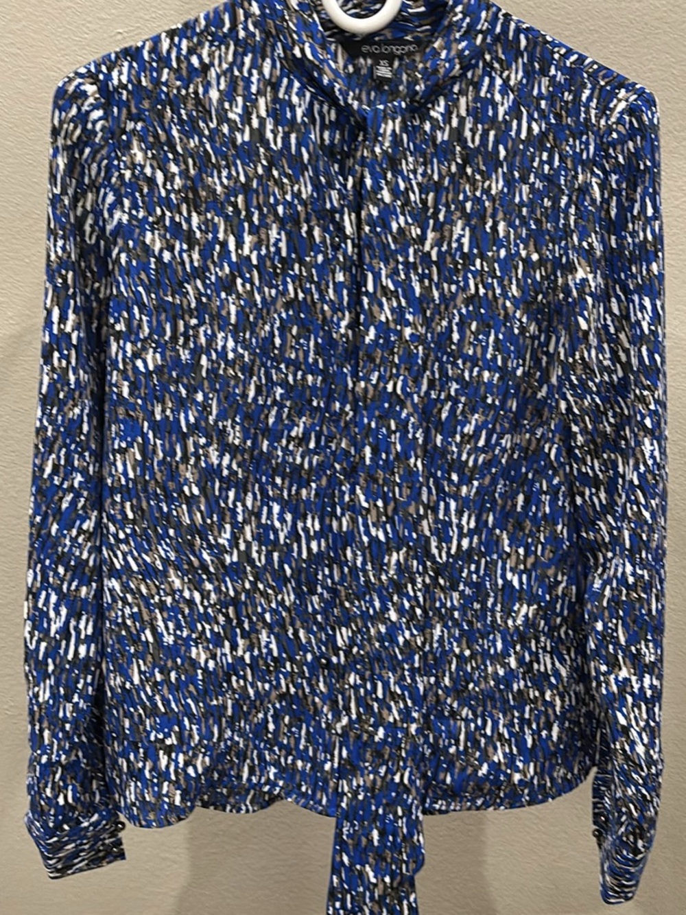 Eva Longaria Blue Black & White Abstract Tie-Neck Blouse size XS